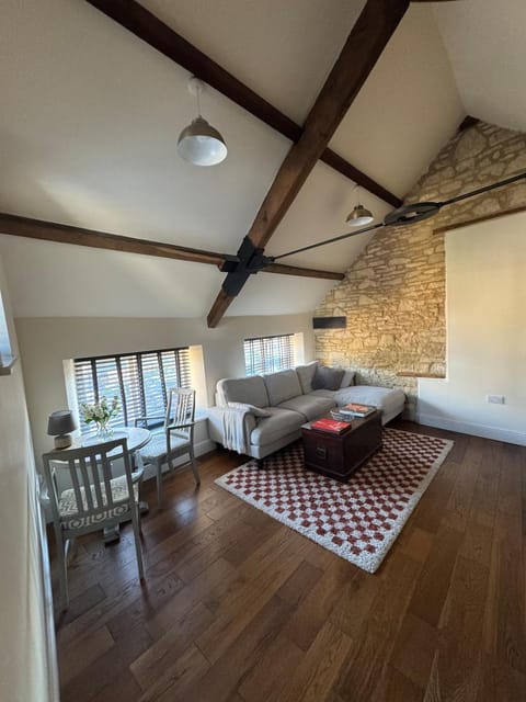 Living room, Photo of the whole room, Dining area