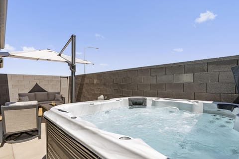 Red Rock Trails townhouse House in Washington