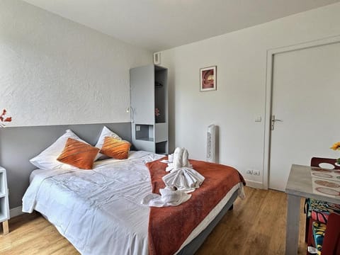 La Dolce Vita I Disney Paris Balcon Apartment in Chelles