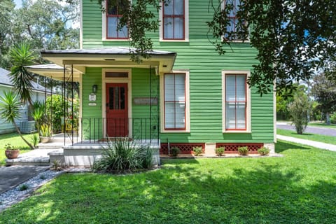 Property building, Garden