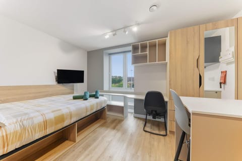 Brand New Student Only Studios In Central Leeds Apartment in Leeds