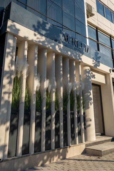 Property building, Facade/entrance