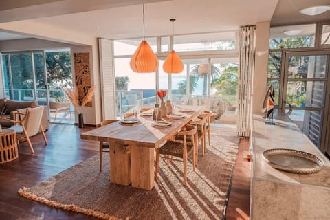 Skyloop Villa Family-Friendly House in Camps Bay