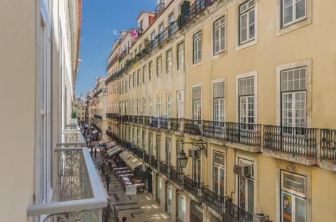 Day, View (from property/room), Balcony/Terrace, Street view
