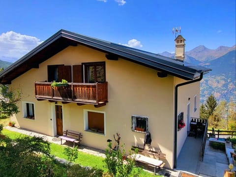 Molo 2 Pila Apartment in Aosta Valley, Italy