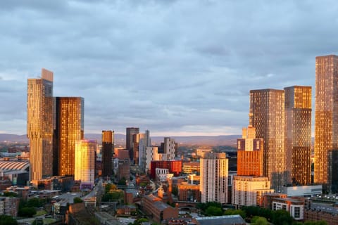 View (from property/room), City view, Landmark view, Street view