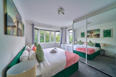 Bed, Bedroom, wardrobe