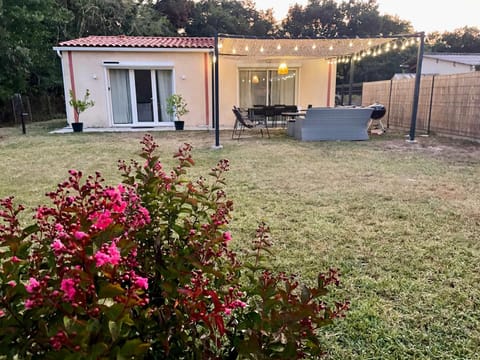 BBQ facilities, Garden