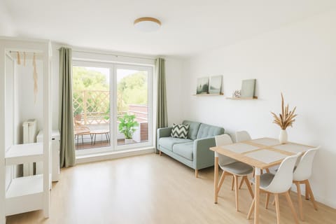 Balcony/Terrace, Living room