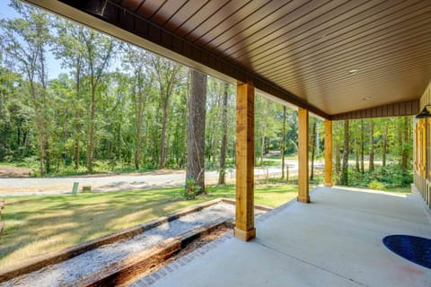 Walk to The Fields at 17 Springs Millbrook Home! House in Millbrook