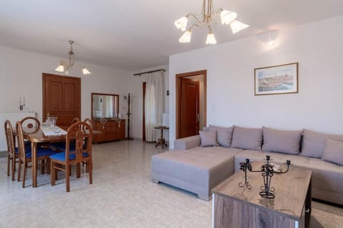 Kallisti's house Apartment in Evros, Greece