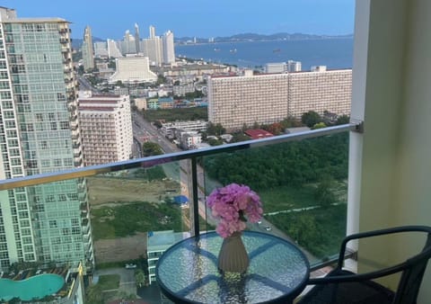 Balcony/Terrace, Balcony/Terrace, City view