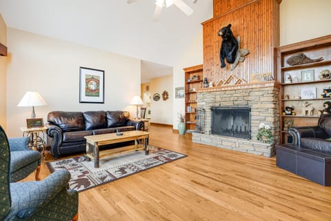 Pisgah View by Carolina Mornings House in Horse Shoe