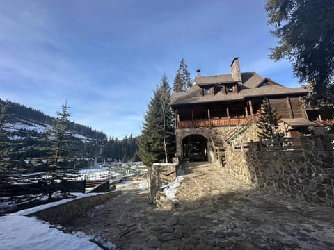 Property building, Natural landscape