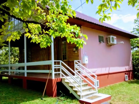 Facade/entrance, Garden, Balcony/Terrace, Garden view
