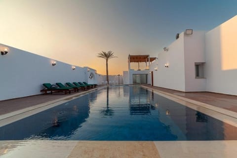 Day, Pool view, Swimming pool, Swimming pool, sunbed