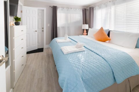 Sea Star Suites By The Sea Hotel in Lauderdale-by-the-Sea