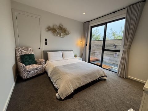 Cozy Ensuite Bed and Breakfast in Auckland