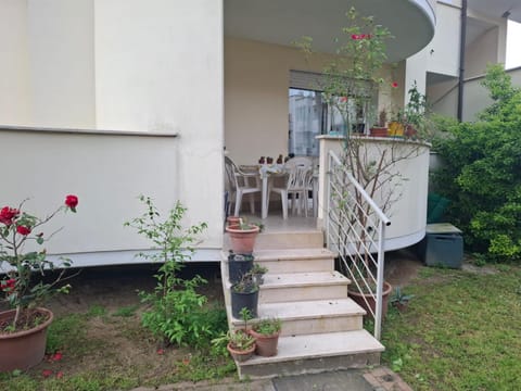 Garden, Balcony/Terrace, Garden view