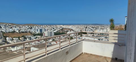 Day, Natural landscape, Bird's eye view, View (from property/room), Balcony/Terrace, City view, Sea view