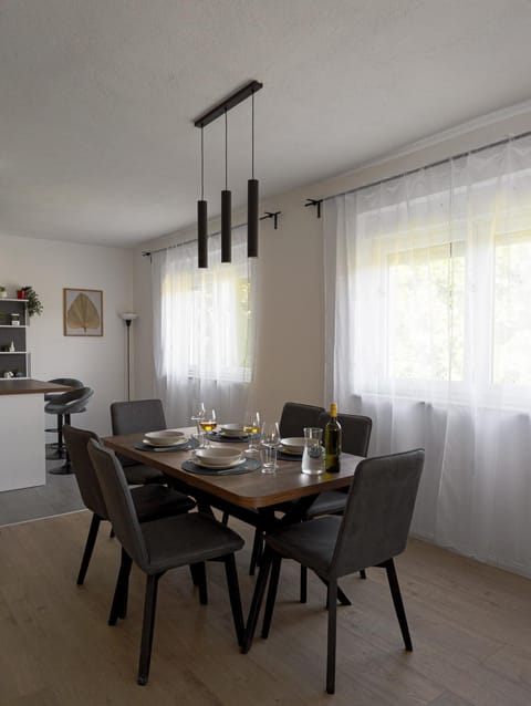 Dining area, air conditioner