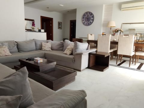 Living room, Seating area, air conditioner