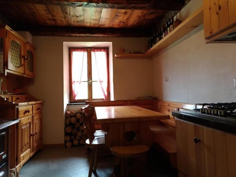 VERO RUSTICO ALPiNO Apartment in Canton of Grisons