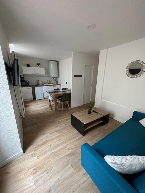 Appartement T2 avec Grande Terasse Apartment in Provence-Alpes-Côte d'Azur