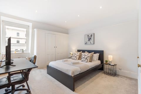 Bed, Bedroom, wardrobe