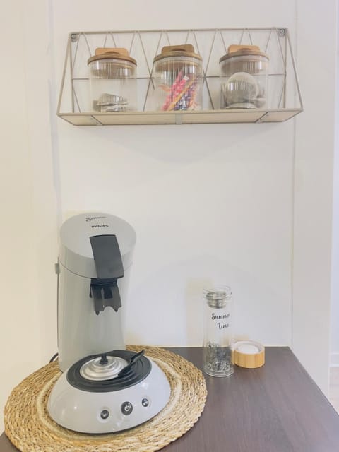 Cozy Terracotta - SNCF Station - Private Parking Apartment in Le Mans