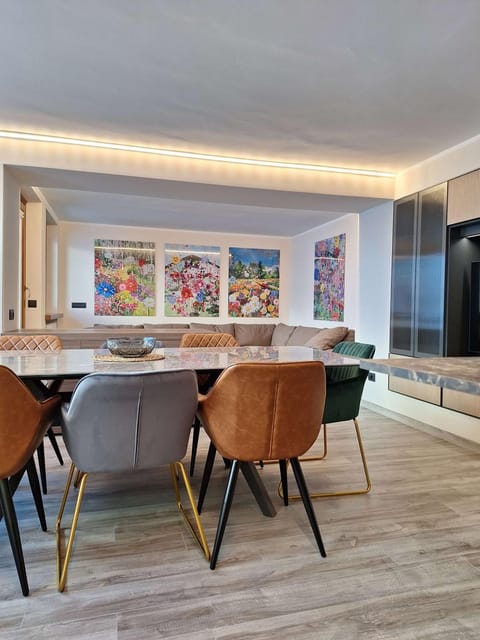 Cervinia Exclusive Apartment in Breuil-Cervinia