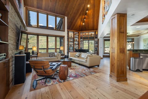 Beaver Creek Ski-In Ski-Out - Slopeside Luxury Apartment in Beaver Creek