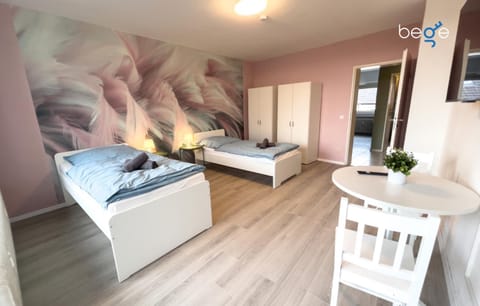 Bed, Living room, Photo of the whole room, Bedroom