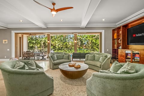 Tiki Villa Poipu 5Bd Pool & AC Sleeps 16 Villa in Poipu