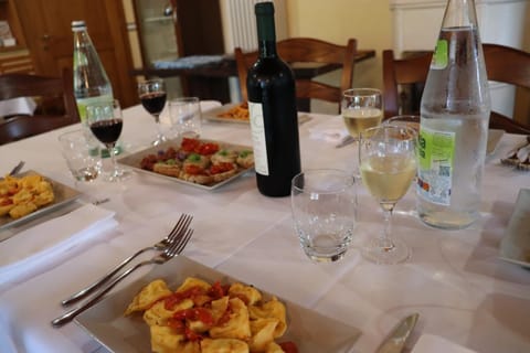 La Colombarola Agriturismo Farm Stay in Emilia-Romagna