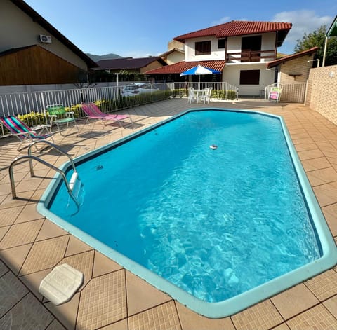 Summer, Diving, Landmark view, Swimming pool, Inner courtyard view