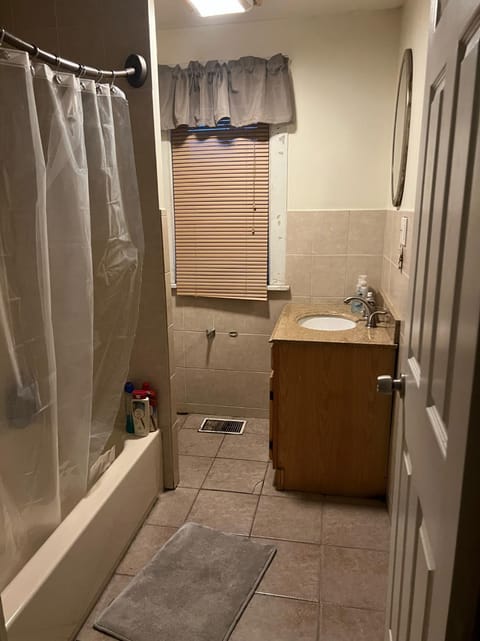 Near East Stroudsburg University Apartment in East Stroudsburg