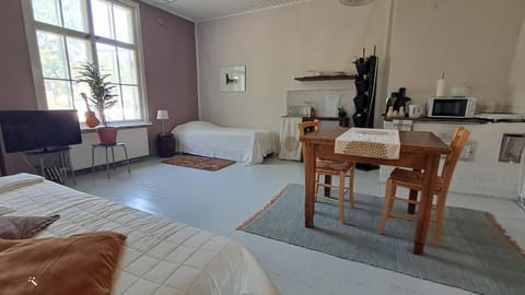 Living room, Bedroom, kitchen