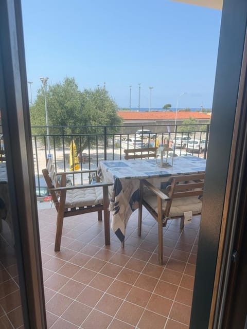 View (from property/room), Balcony/Terrace