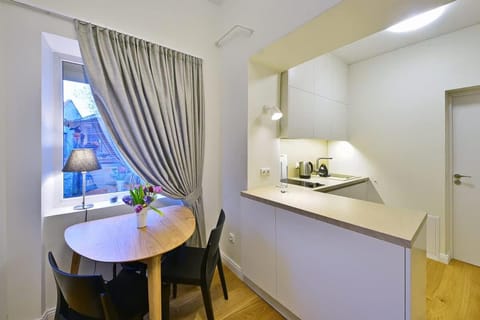 Domillion 2bdr President Palace free parking L417 Apartment in Vilnius