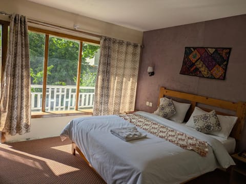 Bed, View (from property/room), Balcony/Terrace, Photo of the whole room, Bedroom