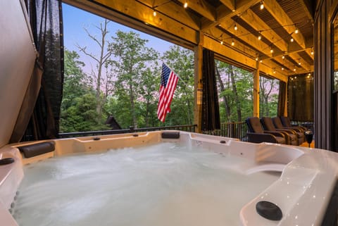 Moonstone Escape - Managed by Gr8Escapes House in Massanutten