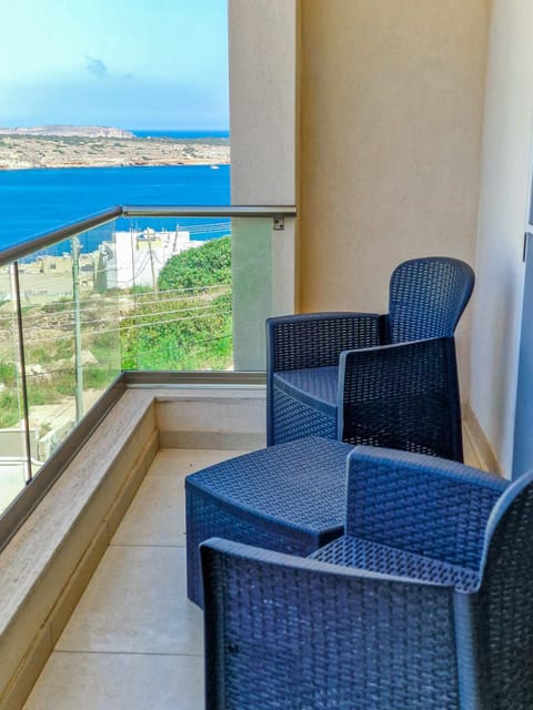 Natural landscape, View (from property/room), Balcony/Terrace, Balcony/Terrace, Sea view