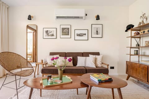Living room, Other, Seating area, air conditioner