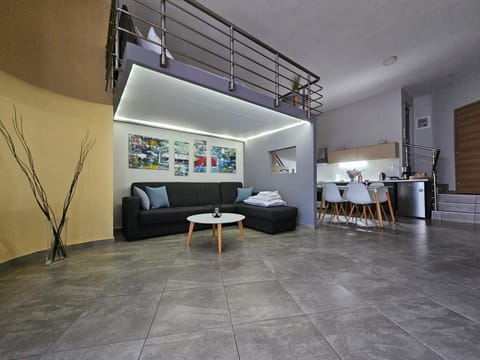 Lydia's Loft Apartment in Kavala