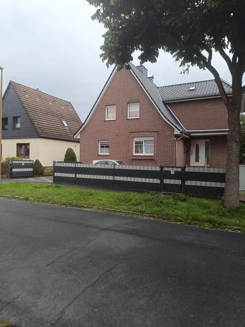 Property building, Street view