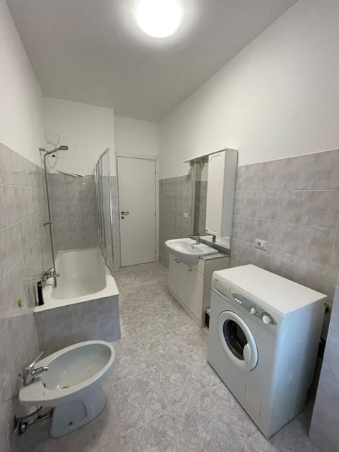 Bilocale - Zona San Paolo Apartment in Novara