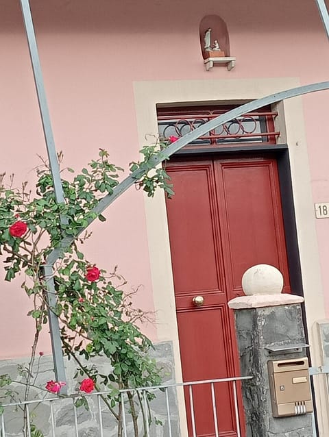 Roses House House in Sestri Levante