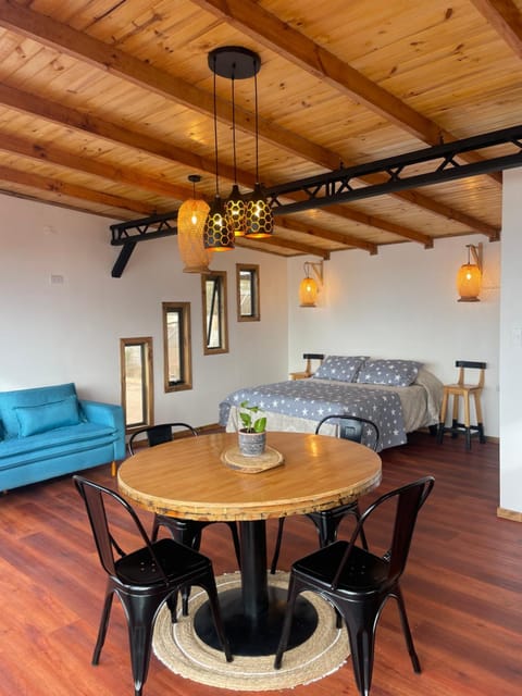 Bed, Photo of the whole room