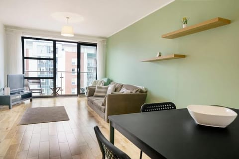 Belfast City Centre 2 Bedroom Apartment Sleeps 7 Free Private Parking Apartment in Belfast